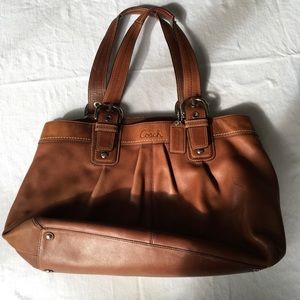Coach Soho Leather XL Business Yote